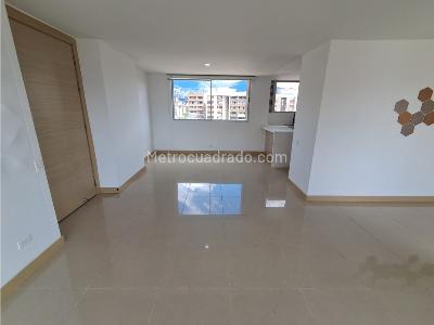 Apartamento en arriendo en Poblado, Medellín · foto 4 de 20