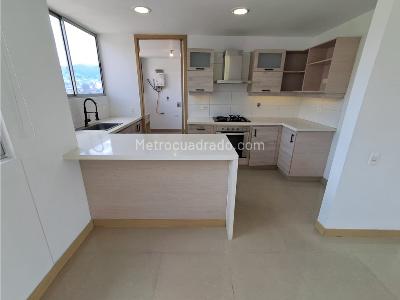Apartamento en arriendo en Poblado, Medellín · foto 8 de 20