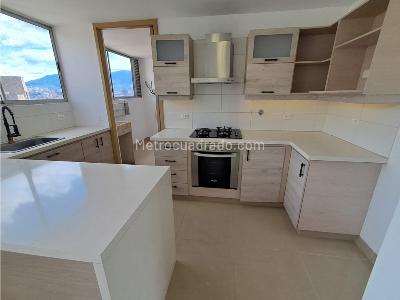 Apartamento en arriendo en Poblado, Medellín · foto 9 de 20