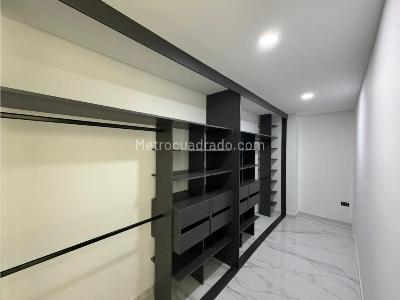 Apartamento de 4 alcobas en venta en Laureles, Medellín, 338 m² · foto 6 de 19