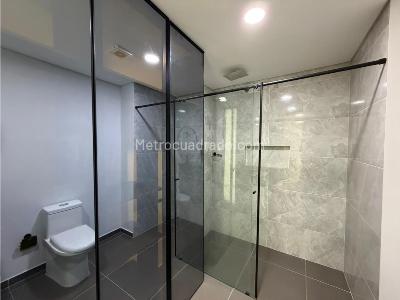Apartamento de 4 alcobas en venta en Laureles, Medellín, 338 m² · foto 13 de 19