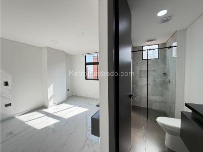Apartamento de 4 alcobas en venta en Laureles, Medellín, 338 m² · foto 14 de 19