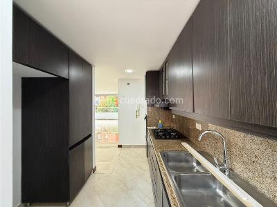 Apartamento en venta en Laureles, Medellín · foto 5 de 16