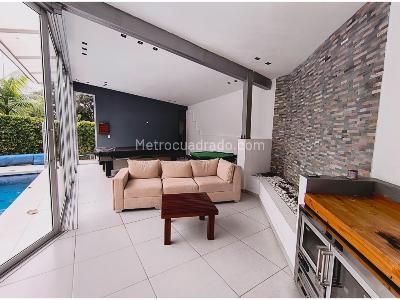 Casa de 4 alcobas en venta en El Poblado, Medellín, 700 m² · foto 6 de 20