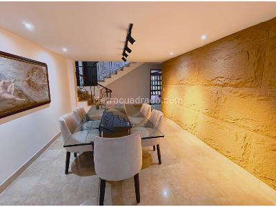 Casa de 4 alcobas en venta en El Poblado, Medellín, 700 m² · foto 9 de 20