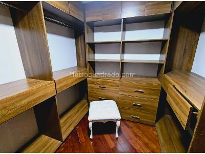 Casa de 4 alcobas en venta en El Poblado, Medellín, 700 m² · foto 15 de 20