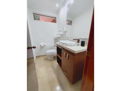 Casa de 4 alcobas en venta en El Poblado, Medellín, 700 m² · foto 20 de 20