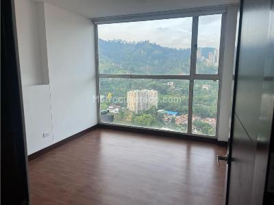 Apartamento de 3 alcobas en venta en Cerca De Ave Maria, Sabaneta, 121 m² · foto 12 de 20