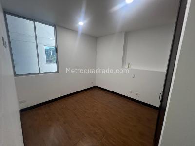 Apartamento de 3 alcobas en venta en Cerca De Ave Maria, Sabaneta, 121 m² · foto 15 de 20