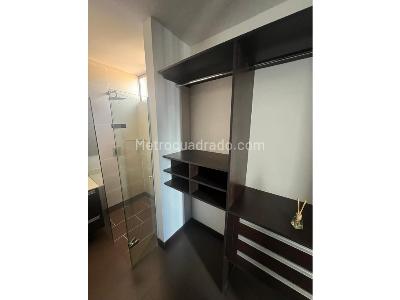 Apartamento de 3 alcobas en venta en Cerca De Ave Maria, Sabaneta, 121 m² · foto 17 de 20