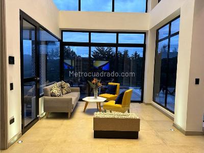 Casa de 3 alcobas en venta en San Antonio De Pereira, Rionegro, 660 m² · foto 3 de 18