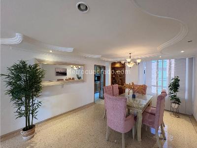 Apartamento en arriendo en Laureles, Medellín · foto 3 de 20