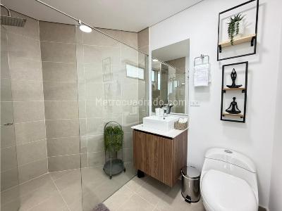 Apartaestudio en venta en Laureles, Medellín, 38 m² · foto 5 de 8