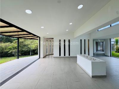 Casa de 5 alcobas en venta en San Antonio De Pereira, Rionegro · foto 5 de 20