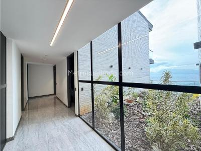Casa de 5 alcobas en venta en El Poblado, Medellín, 775 m² · foto 7 de 20