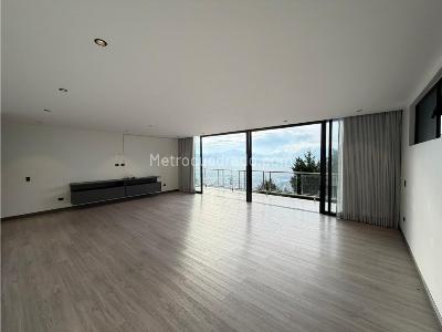 Casa de 5 alcobas en venta en El Poblado, Medellín, 775 m² · foto 14 de 20