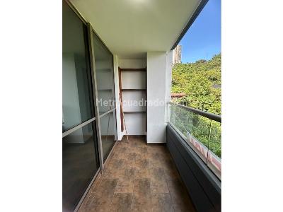 Apartamento de 3 alcobas en arriendo en Poblado Loma El Encierro, Medellín, 80 m² · foto 3 de 18