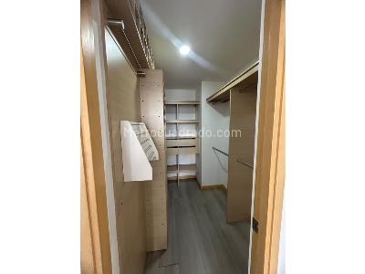 Apartamento de 3 alcobas en arriendo en Poblado Loma El Encierro, Medellín, 80 m² · foto 11 de 18