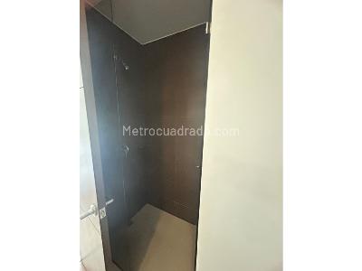 Apartamento de 2 alcobas en arriendo en Poblado Loma Los Balsos, Medellín, 90 m² · foto 13 de 20