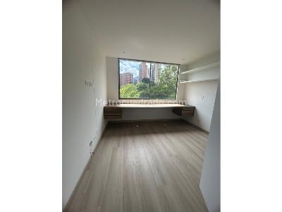 Apartamento de 2 alcobas en arriendo en Poblado Loma Los Balsos, Medellín, 90 m² · foto 16 de 20