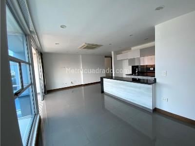 Apartamento en venta en Laureles, Medellín · foto 2 de 20