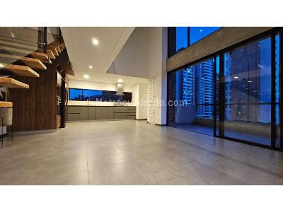 Apartamento de 3 alcobas en arriendo en El Poblado, Medellín, 178 m² · foto 2 de 20