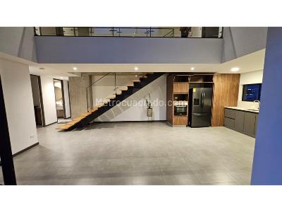 Apartamento de 3 alcobas en arriendo en El Poblado, Medellín, 178 m² · foto 8 de 20