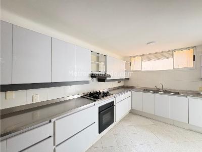Casa en arriendo en Castropol, Medellín · foto 3 de 20