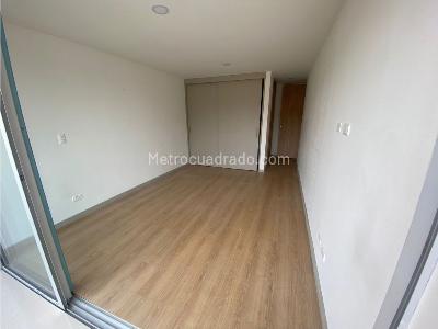 Apartamento de 2 alcobas en arriendo en Laureles, Medellín, 76 m² · foto 11 de 14