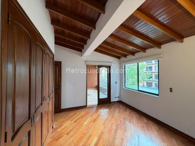 Casa de 5 alcobas en venta en Poblado Loma Los Balsos, Medellín, 280 m² · foto 20 de 20