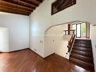 Casa de 5 alcobas en venta en Poblado Loma Los Balsos, Medellín, 280 m² · foto 17 de 20