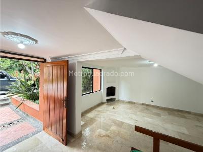 Casa de 5 alcobas en venta en Poblado Loma Los Balsos, Medellín, 280 m² · foto 19 de 20