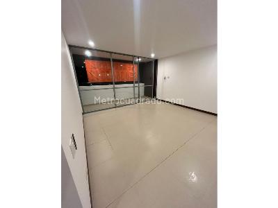 Apartamento de 3 alcobas en arriendo en Poblado Los Gonzalez, Medellín, 100 m² · foto 3 de 20
