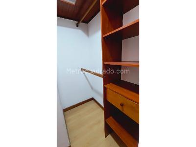 Apartamento de 2 alcobas en arriendo en Laureles, Medellín, 90 m² · foto 6 de 15
