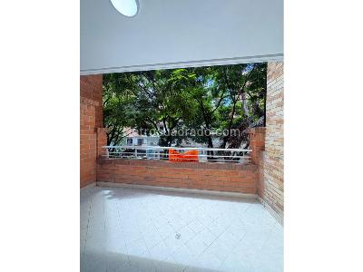 Apartamento de 3 alcobas en arriendo en Laureles, Medellín, 125 m² · foto 5 de 18