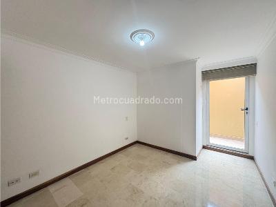 Apartamento de 3 alcobas en arriendo en Laureles, Medellín, 125 m² · foto 12 de 18