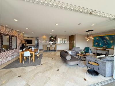 Apartamento de 4 alcobas en venta en Laureles, Medellín, 342 m² · foto 5 de 20