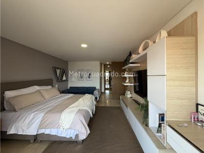 Apartamento de 4 alcobas en venta en Laureles, Medellín, 342 m² · foto 16 de 20