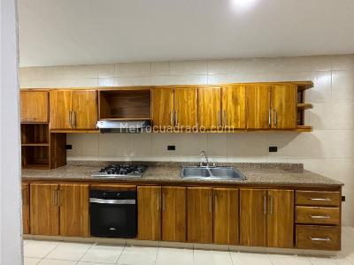 Apartamento de 3 alcobas en venta en El Recreo, Montería, 170 m² · foto 3 de 20