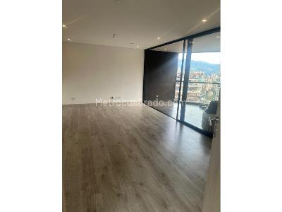Apartamento de 2 alcobas en venta en Palmas Poblado, Medellín, 81 m² · foto 4 de 16