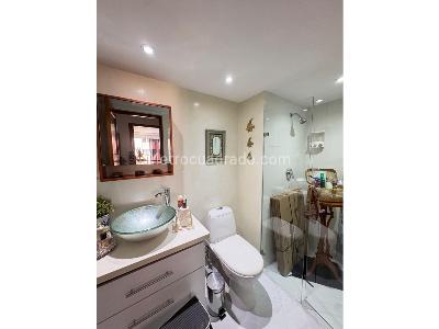 Apartamento en arriendo en Laureles, Medellín · foto 7 de 10