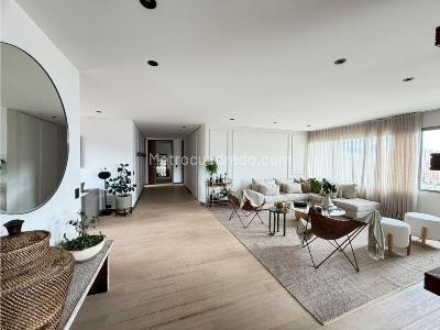 Apartment for rent in Palmas Poblado, Medellín