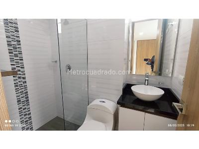 Apartamento en venta en El Poblado Castropol, Medellín · foto 12 de 17