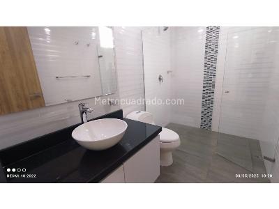 Apartamento en venta en El Poblado Castropol, Medellín · foto 13 de 17