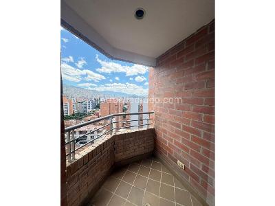Apartamento de 3 alcobas en arriendo en Laureles, Medellín, 174 m² · foto 7 de 20