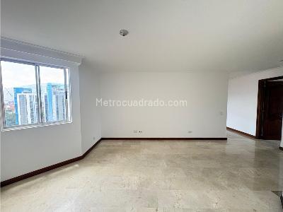 Apartamento de 3 alcobas en arriendo en Laureles, Medellín, 174 m² · foto 15 de 20