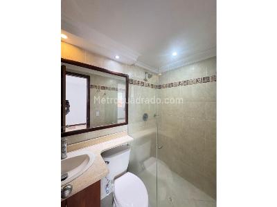 Apartamento de 3 alcobas en arriendo en Laureles, Medellín, 174 m² · foto 20 de 20