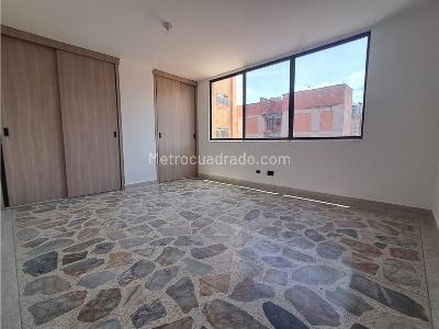 Apartamento de 3 alcobas en arriendo en Laureles, Medellín, 160 m² · foto 8 de 18