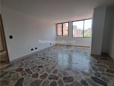 Apartamento de 3 alcobas en arriendo en Laureles, Medellín, 160 m² · foto 14 de 18