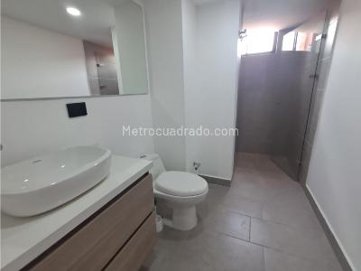 Apartamento de 3 alcobas en arriendo en Laureles, Medellín, 160 m² · foto 18 de 18